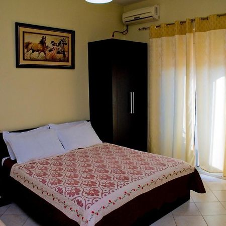 Hotel 4 Stinet Vlorë 외부 사진