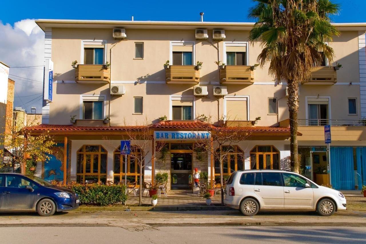 Hotel 4 Stinet Vlorë 외부 사진