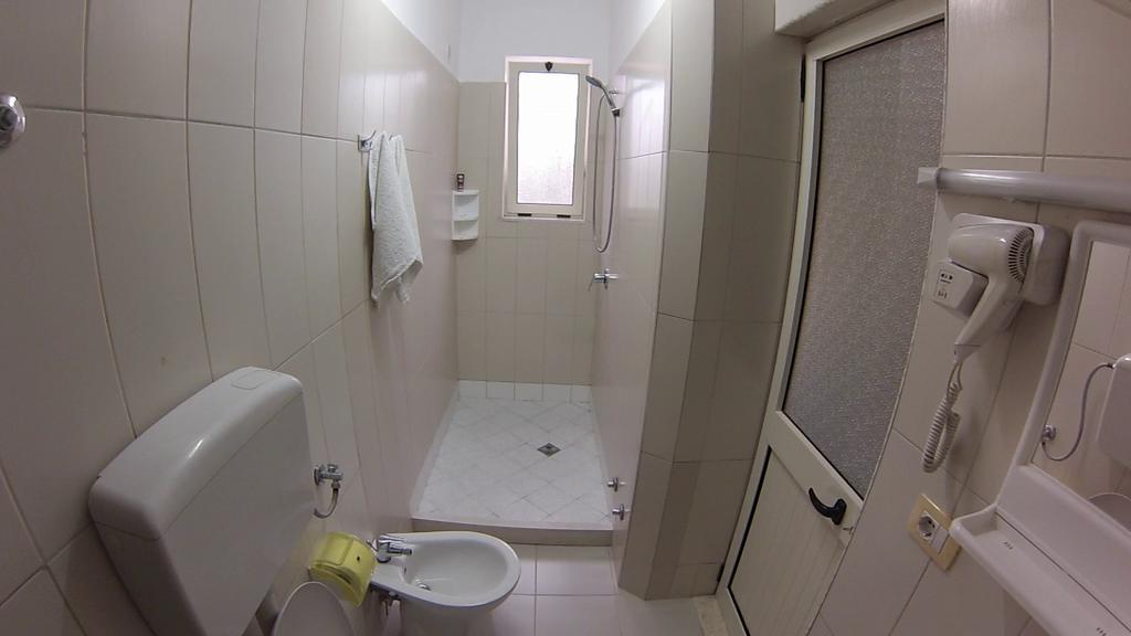 Hotel 4 Stinet Vlorë 외부 사진