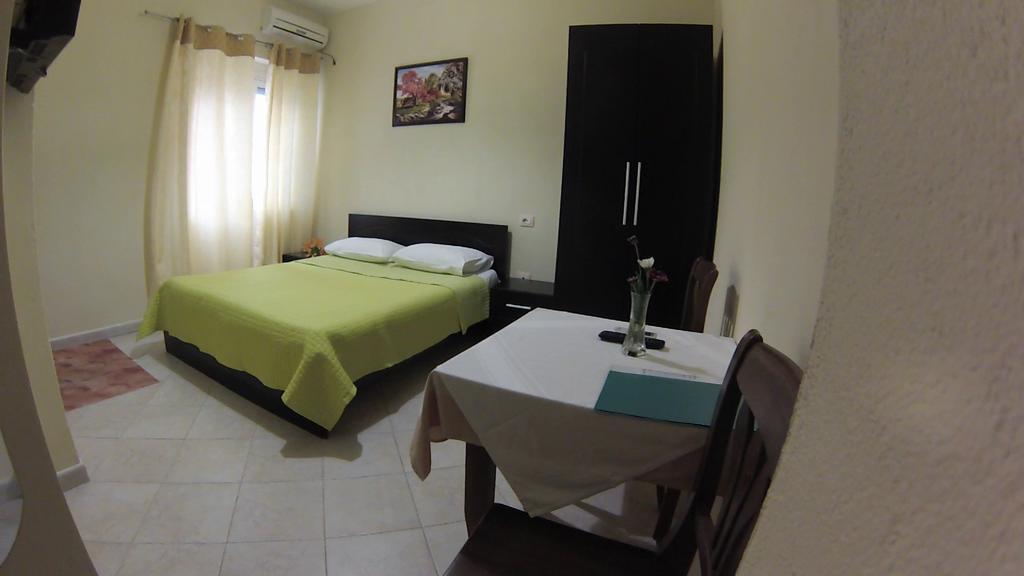 Hotel 4 Stinet Vlorë 외부 사진