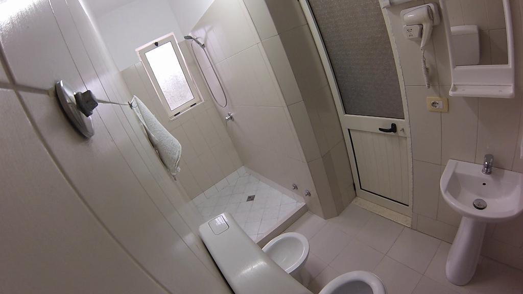 Hotel 4 Stinet Vlorë 외부 사진