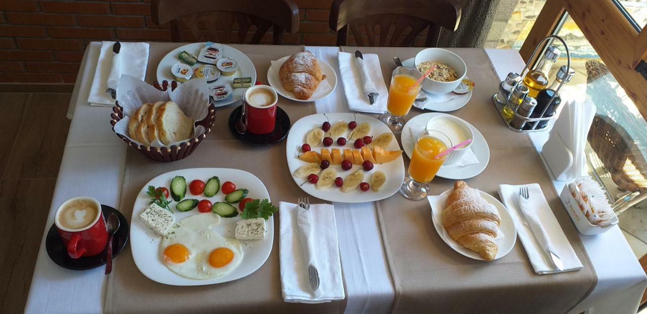 Hotel 4 Stinet Vlorë 외부 사진