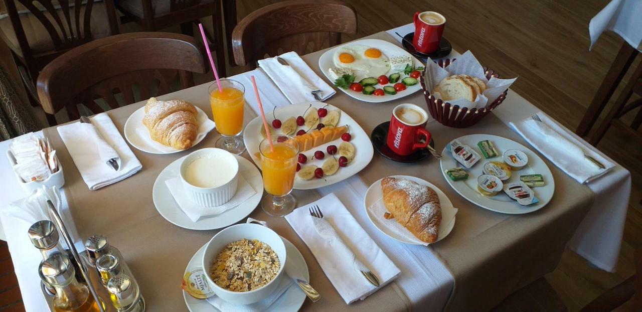 Hotel 4 Stinet Vlorë 외부 사진