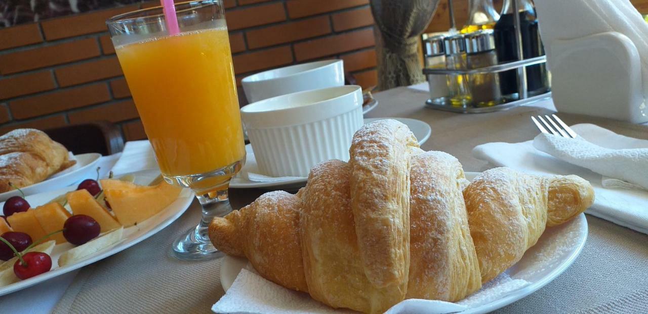 Hotel 4 Stinet Vlorë 외부 사진