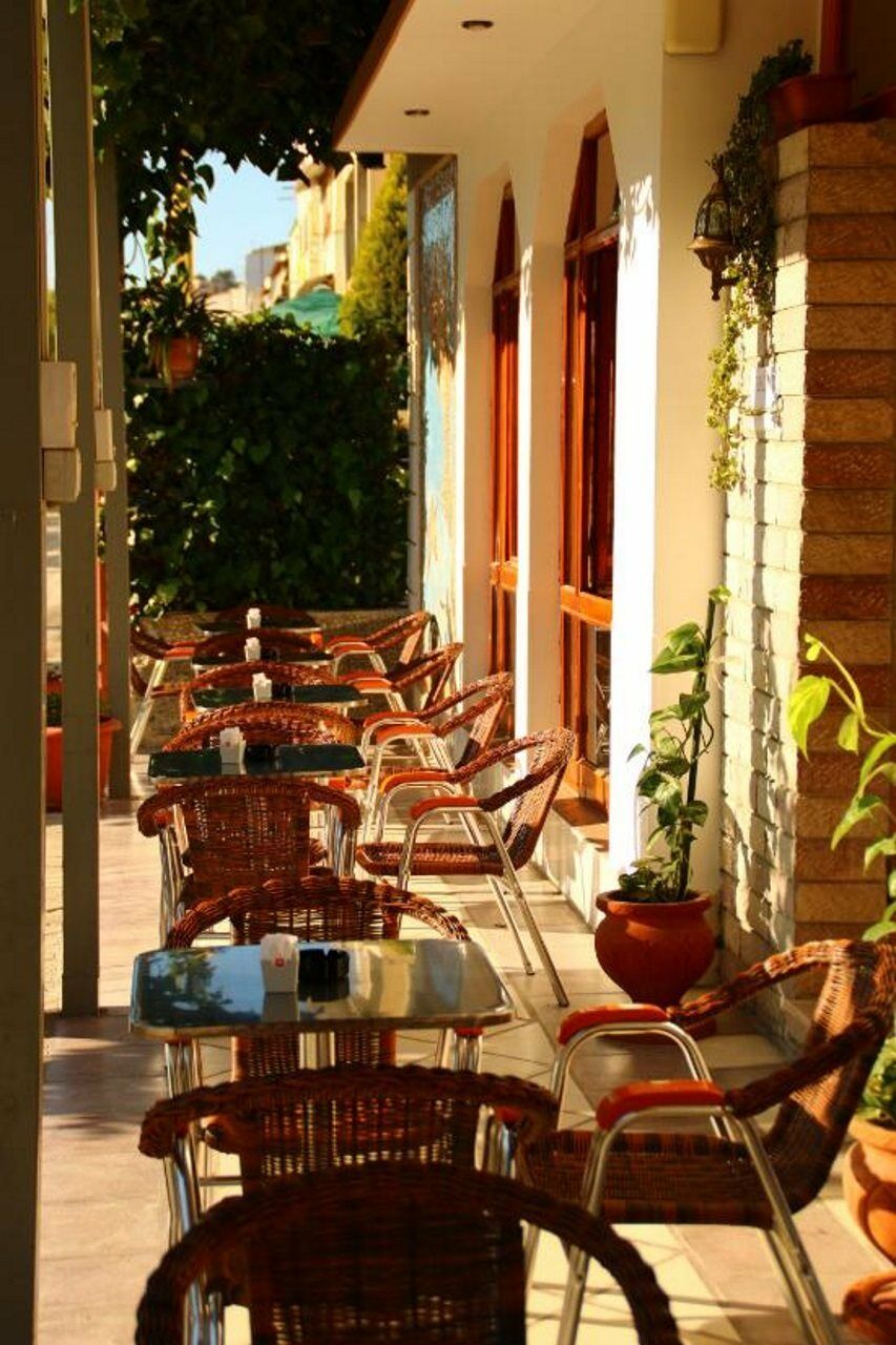 Hotel 4 Stinet Vlorë 외부 사진