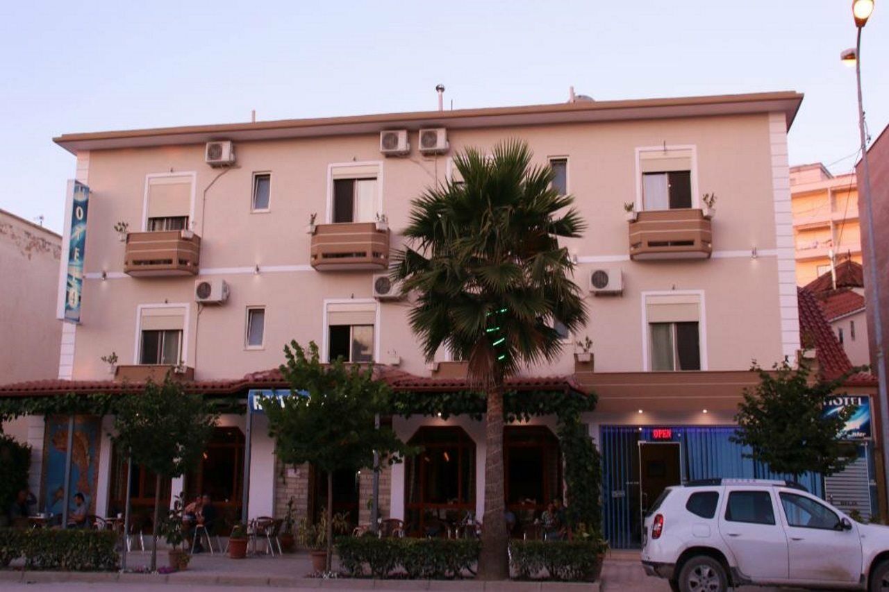 Hotel 4 Stinet Vlorë 외부 사진