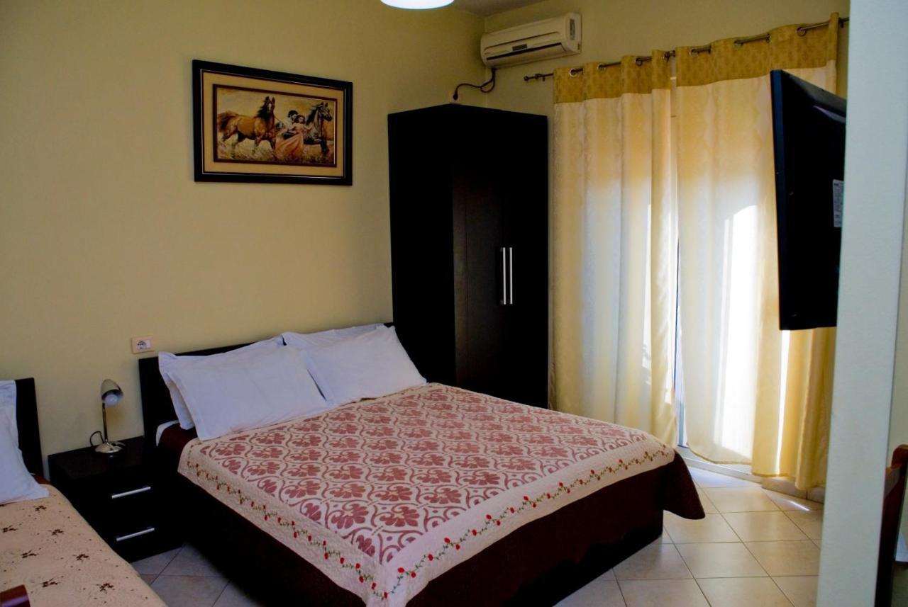 Hotel 4 Stinet Vlorë 외부 사진