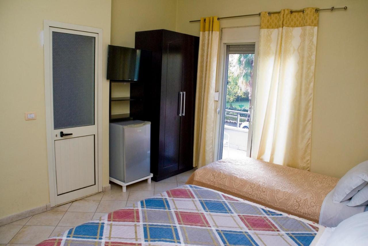 Hotel 4 Stinet Vlorë 외부 사진